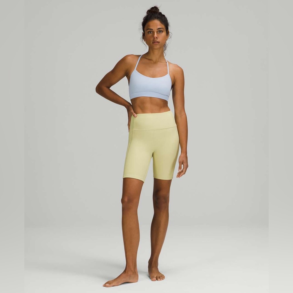 Lululemon Ribbed Contoured High-Rise Short 8" - Dew Green